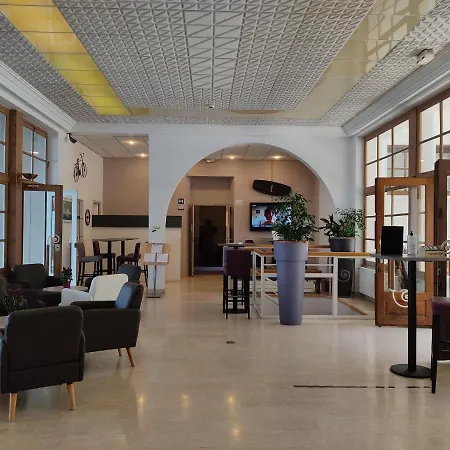 Des Princes Hotel