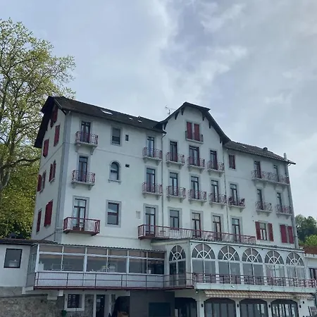 Hotel Des Princes 3*