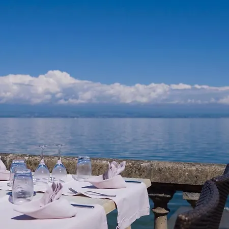 Des Princes Hotel 3*